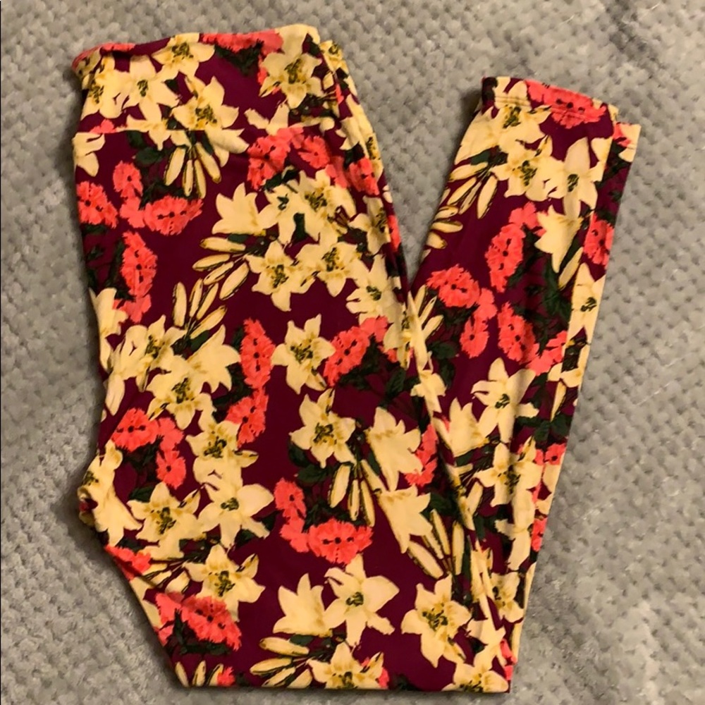 BUNDLE 2/$20 LuLaRoe Leggings TC